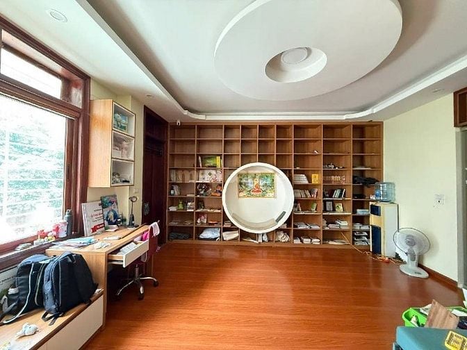 Cần bán nhà ngõ phố Lê Trọng Tấn, ngõ oto tránh, 60m2, 5 tầng, MT 5m.