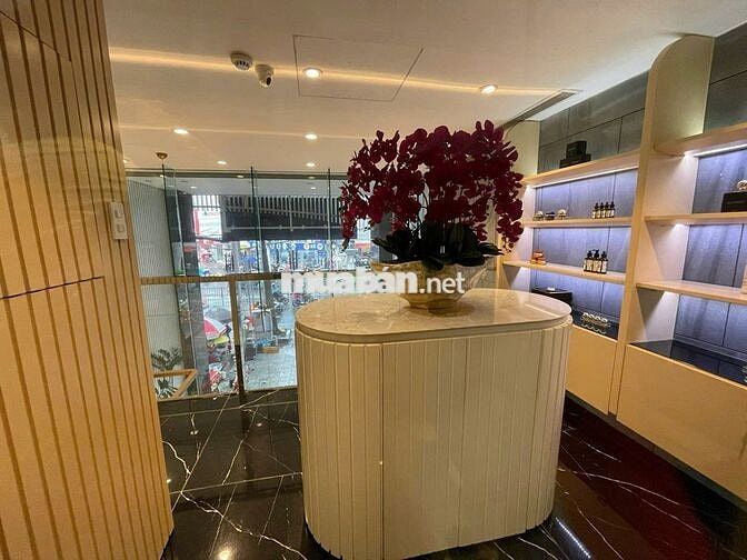 Tòa Nhà 8 Tầng Mặt Tiền Đường 3/2 – P.12 Quận 10 – Full PCCC