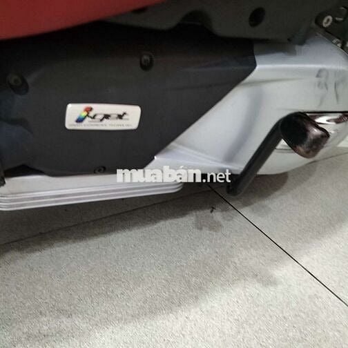 Vespa gts máy thế hệ mới. Lướt