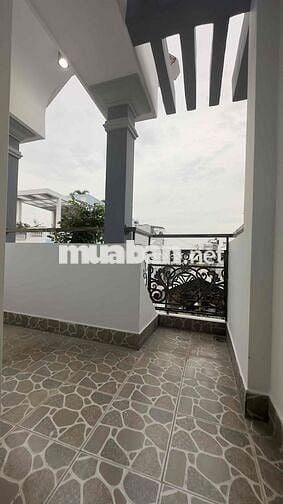 80m 2 , 4 tầng, 5phòng, 5 wc, hẻm 6 m, shr , 20 m  mặt tiền, 5 tỷ 850