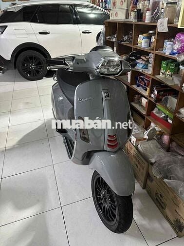 Vespa Sprint Xám Xi Măng iGet Abs 2022 125cc BSTP