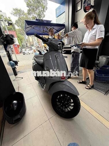 Vespa Sprint Xám Xi Măng iGet Abs 2022 125cc BSTP