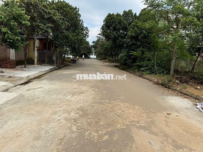 TĐC VAI RÉO 200M2 FULL ĐẤT Ở, MT 10M