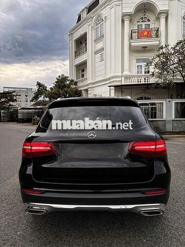Mercedes Benz GLC200 2018 Black Edition