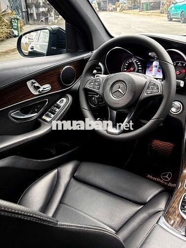 Mercedes Benz GLC200 2018 Black Edition