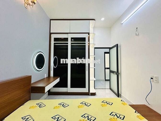 Nhà Trung Tâm Bình Tân , Xe hơi vivu , thông tứ tung , khu dân trí