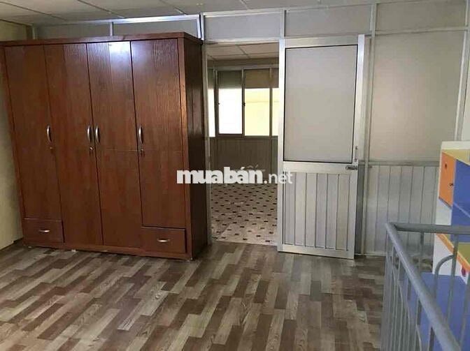 BÁN ĐẤT TẶNG NHÀ, ĐƯỜNG TÂN QUÝ, 4.4M*14M, NHỈNH 5TỶ