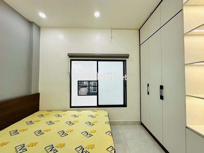 Nhà Trung Tâm Bình Tân , Xe hơi vivu , thông tứ tung , khu dân trí