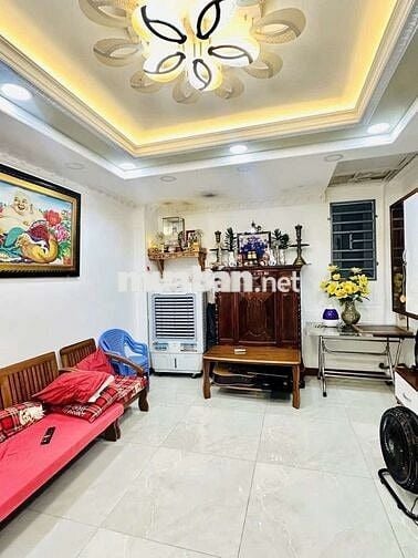 Đại Gia Đình Đoàn Viên, 5 PN, Gần MT, Xe Hơi Đậu Cửa