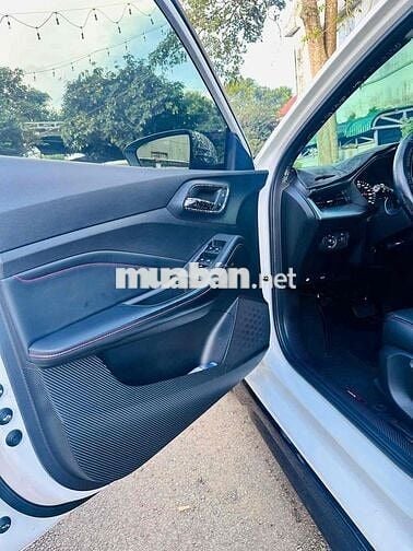 mg5 2022 4 vạn siêu mới