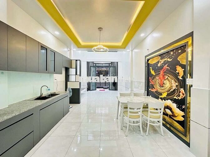 Nhà Trung Tâm Bình Tân , Xe hơi vivu , thông tứ tung , khu dân trí