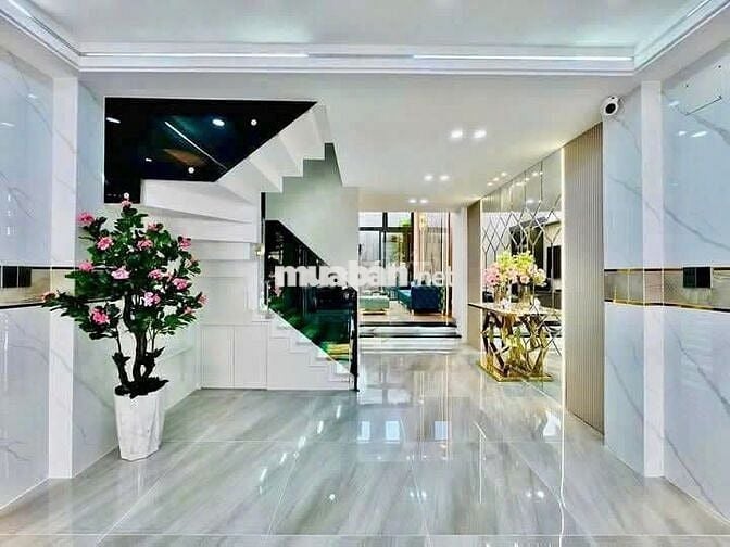 NHÀ HOT GIÁ TỐT – 37D Nguyễn Minh Hoàng, P.12, Q.Tân Bình. DTSD 380m2