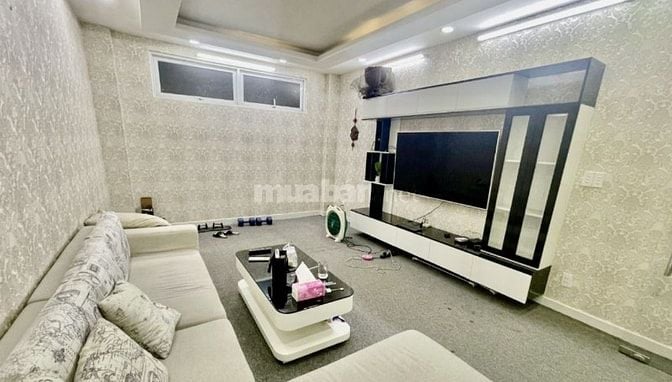 Nhà bán HAI BÀ TRƯNG , ngay chợ Tân Định. DT 48m2 . GIÁ 1tỷ950 