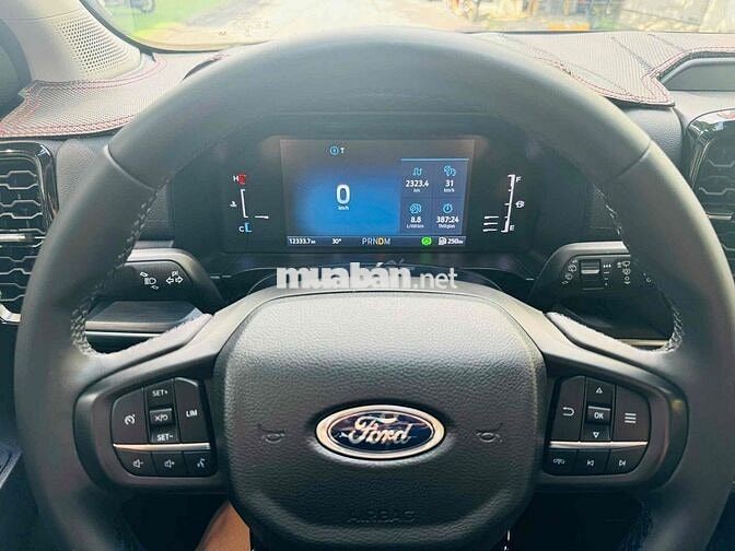 ✅Ford Everest Sport 2025 -12000km