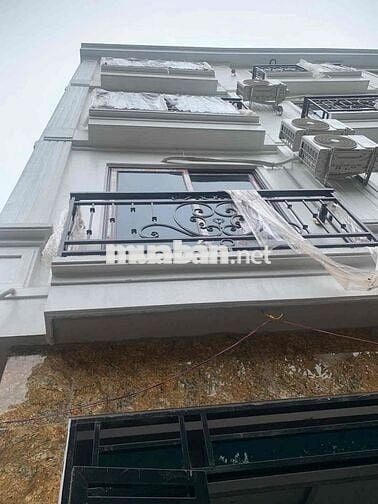 Nhà Đẹp La Nội 37m², 5 Tầng, Lô Góc Nở Hậu, Sát KĐT Geleximco – 7.9 Tỷ