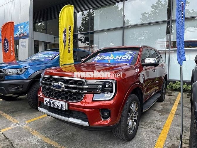 Ford Everest Titanium 2023 4x4, bản Đủ tính năng!