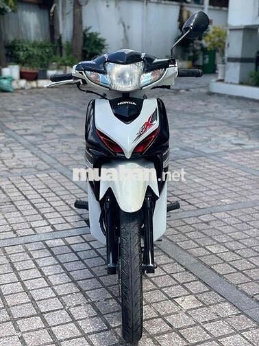 Wave Rsx 2011 zin trả trc 5tr nhận xe bao nợ xấu