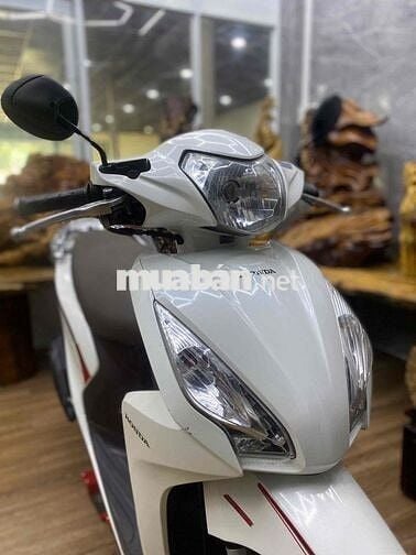 👉Vision 2018 máy nguyên zin bao êm, dàn áo cứng