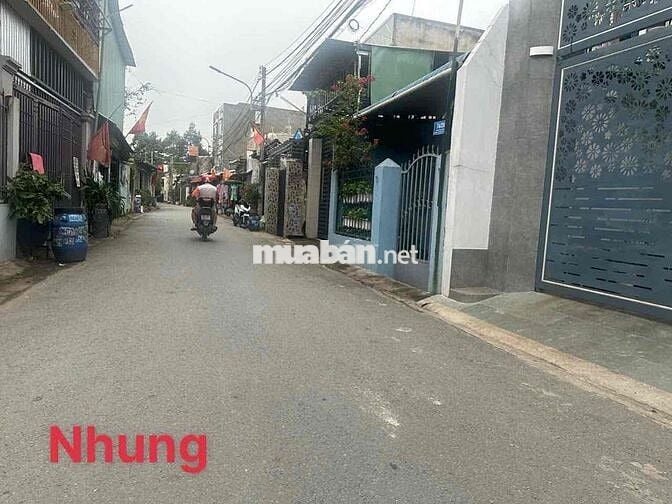 bán lô đất giá đầu tư đông hoà dt 93m