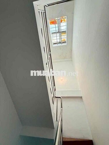 Nhà mặt tiền 5 tầng Bàu Cát - Tân Bình tiện kinh doanh (4,2m x 10m)