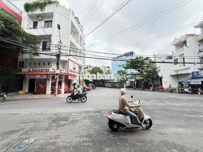 Nhà mặt tiền 5 tầng Bàu Cát - Tân Bình tiện kinh doanh (4,2m x 10m)