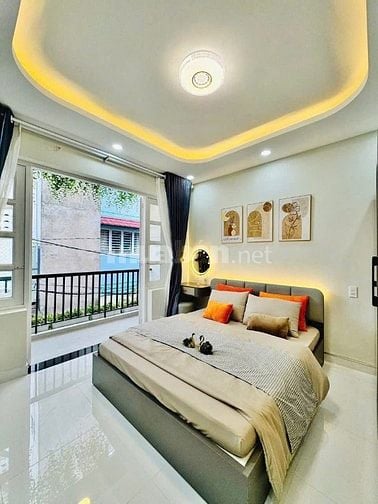 Gần chợ Cây Quéo mà dưới 3 tỷ. Với 52.8m² Hoàng Hoa Thám xây 4 tầng