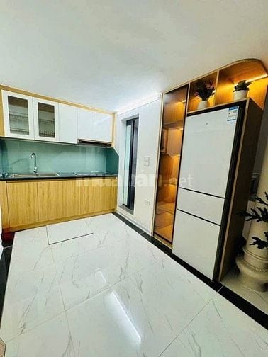 Bán nhà phố Lò Đúc, 25m2, 4 tầng, 3 phòng ngủ riêng biệt, gần mặt phố