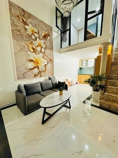 Bán nhà phố Lò Đúc, 25m2, 4 tầng, 3 phòng ngủ riêng biệt, gần mặt phố