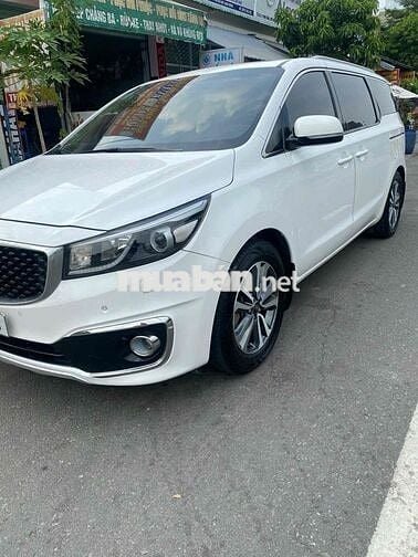 Kia Sedona 2016 3.3L GATH - 120000 km
