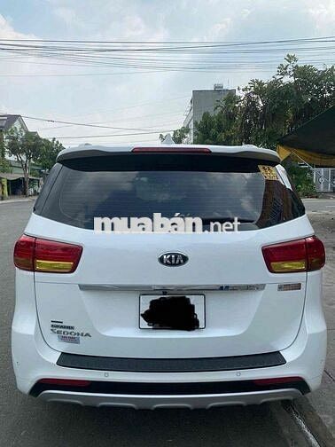 Kia Sedona 2016 3.3L GATH - 120000 km