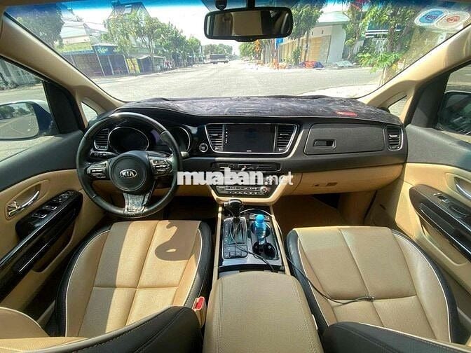 Kia Sedona 2016 3.3L GATH - 120000 km