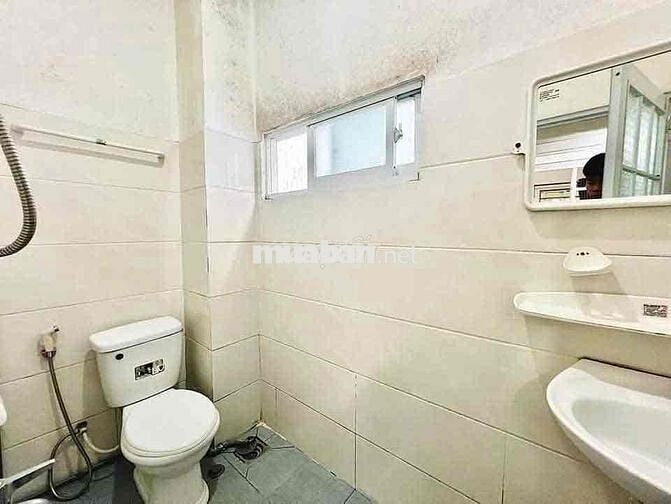 CHO THUÊ PHÒNG CÓ GÁC NGAY NGÃ TƯ PHÚ NHUẬN - CÔNG VIÊN GIA ĐỊNH