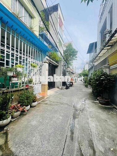 Bán Nhà Đối Diện Looter mart. CITYLand. Nguyễn Văn Lượng. 78m2.