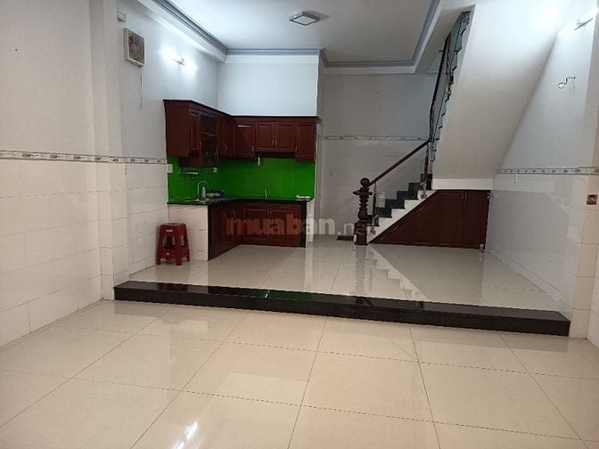 Cho thuê nhà nguyên căn đường Tỉnh lộ 10 Bình Tân giáp Q6 và Tên Lửa 