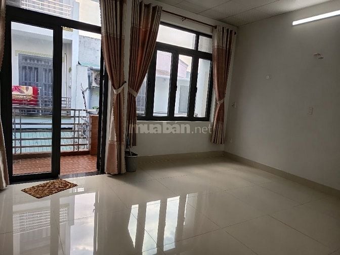 Cho thuê nhà nguyên căn đường Tỉnh lộ 10 Bình Tân giáp Q6 và Tên Lửa 