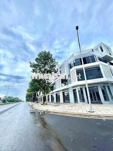 ĐẤT NGỘP CẦN BÁN GẤP CÁCH SÂN BAY LONG THÀNH 30 PHÚT DI CHUYỂN