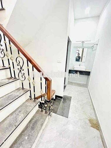 NHÀ MẶT PHỐ KINH DOANH -BUÔN BÁN BẤT CHẤP -Oto Vào Nhà