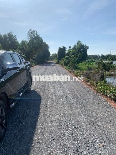 Bán đất mặt tiền Tam Tân, đối diện sân gofl West Lake,2.35 tỷ