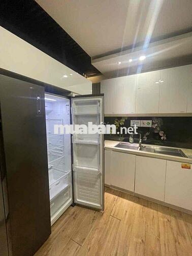 Cho Thuê Phòng Giá Rẻ Ở Chung Cư Đức Khải, Q.7