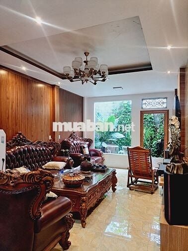 Chủ kẹt bank, bán nhà dài 19m. Tặng nội thất cao cấp. Đường 8m Tây Lân