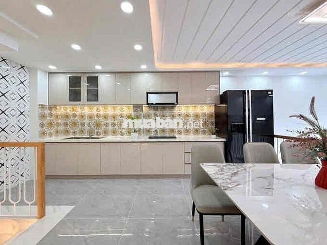 bán nhà giá tốt Đường Trần Huy Liệu- PN DT 64,6m2; giá 5tỉ300 triệu.