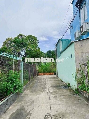 TÔI CHÍNH CHỦ CẦN BÁN GẤP LÔ ĐẤT TẶNG KÈM CĂN NHÀ 350m2 GIÁ SIÊU RẺ