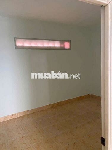 Cho thuê nhà hẻm xe hơi khu bàn cờ chợ Lạc Quang