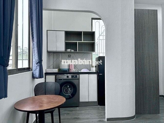 CHO THUÊ CHDV MỚI 100% 1PN BAN CÔNG MÁY GIẶT RIÊNG MT NGUYỄN VĂN CỪ