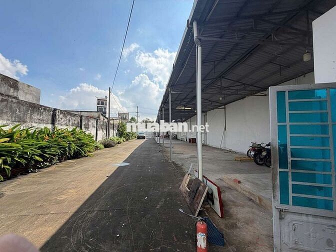 Cho thuê nhà xưởng 1715m2 Đất ở Dĩ an Bình Dương