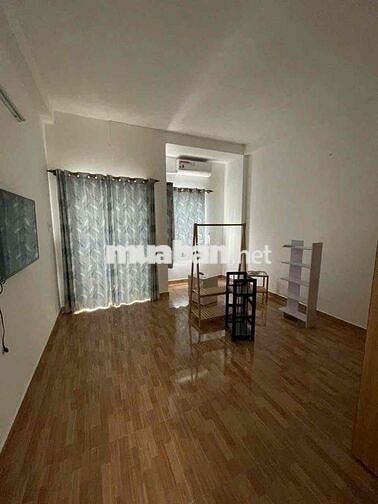 Cho thuê nhà 1 trệt lầu có Nt hẻm xe hơi đường số 6 Gần BV Việt Thắng