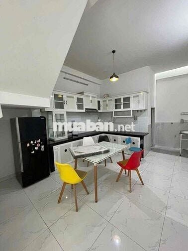 Cho thuê nhà 1 trệt lầu có Nt hẻm xe hơi đường số 6 Gần BV Việt Thắng