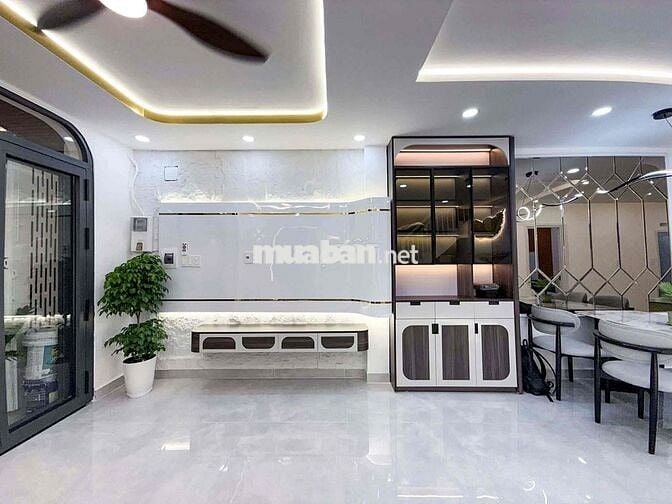 Tìm đâu ra nhà mới 3 tầng , 63m2, full nội thất, đường D2, chỉ 8.95T