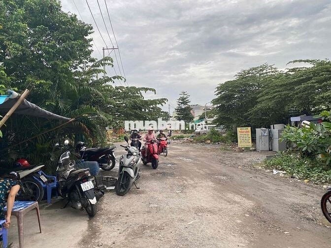 Bán nhà nát mặt tiền cao lỗ - nguyễn văn linh, bình hưng, bình chánh