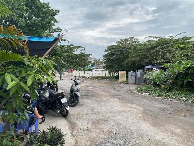 Bán nhà nát mặt tiền cao lỗ - nguyễn văn linh, bình hưng, bình chánh